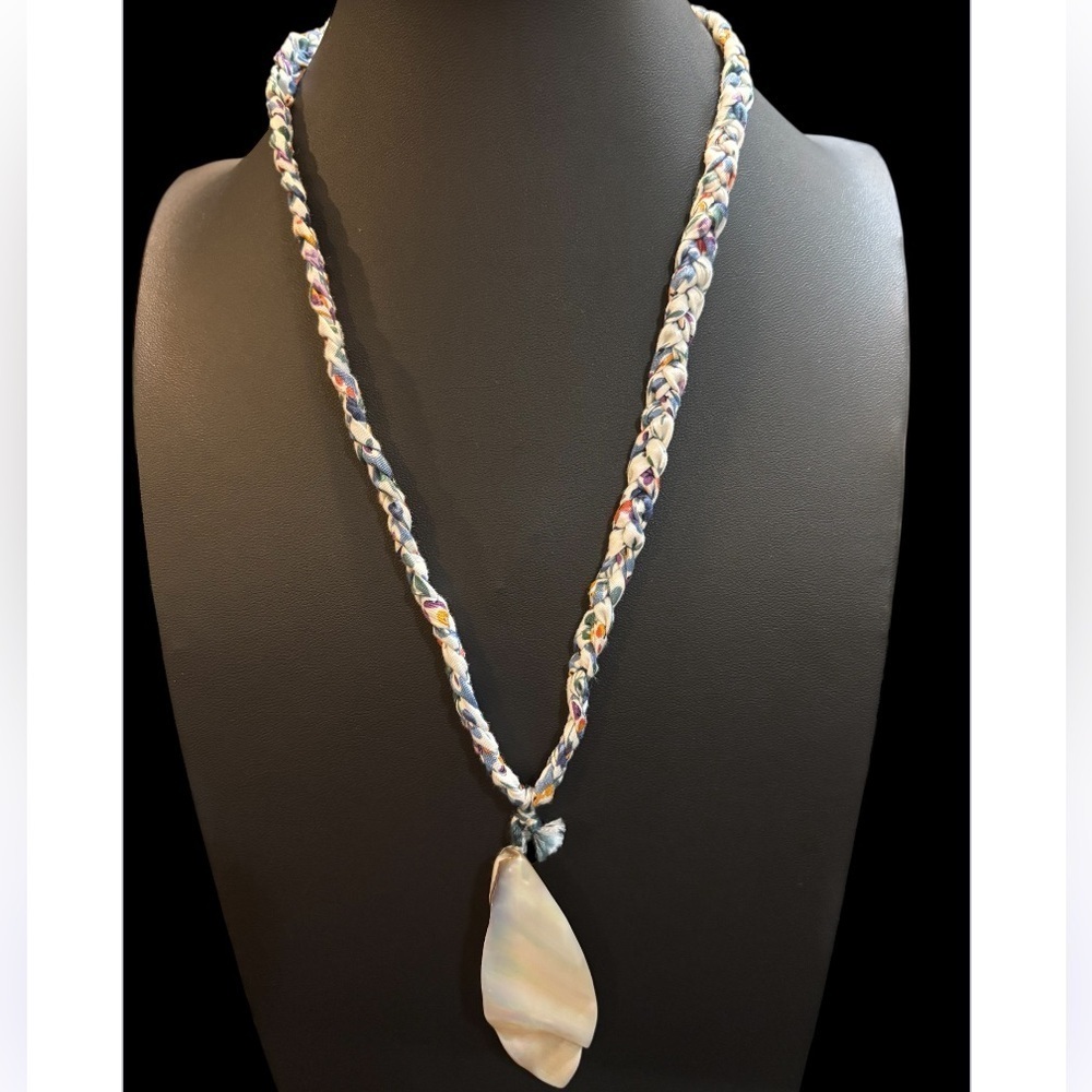 Free People Adjustable Floral Braided Shell Necklace NWOT